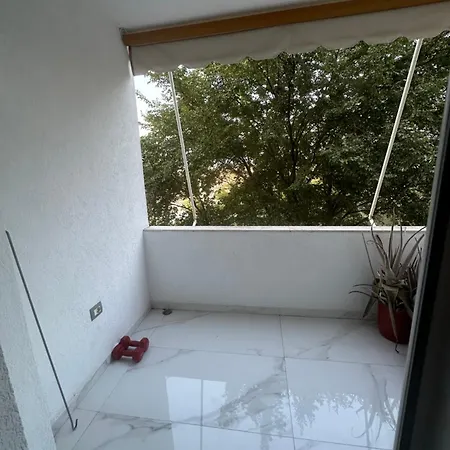 View Luxury Apartment!! Tirana